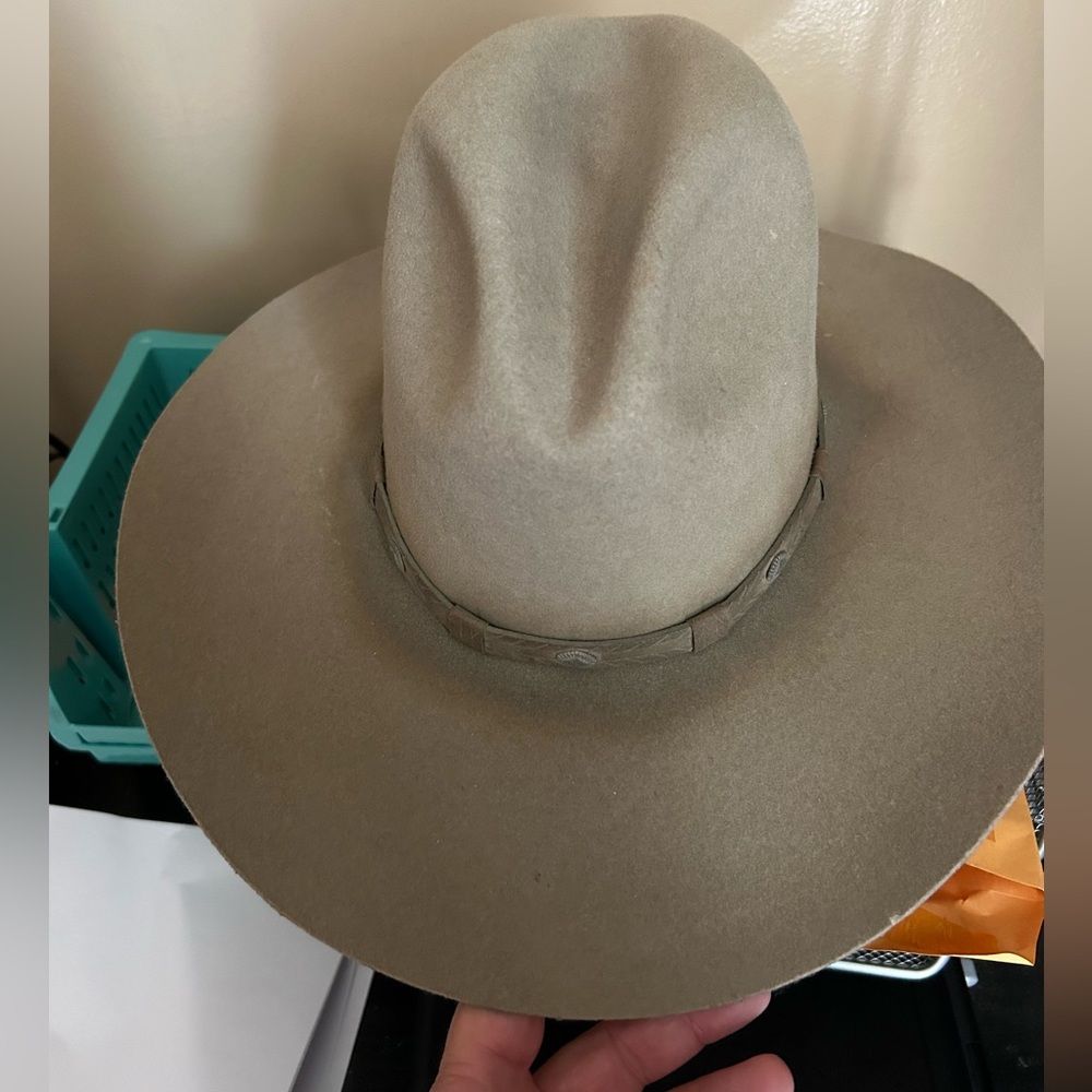 Cowboy hat